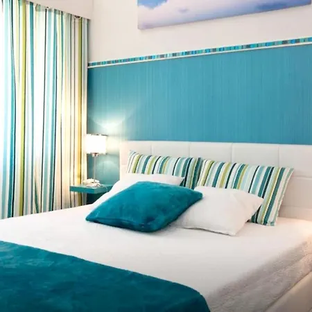 2 Bedrooms With Sea View Balcony And Wifi At 公寓 塞辛布拉